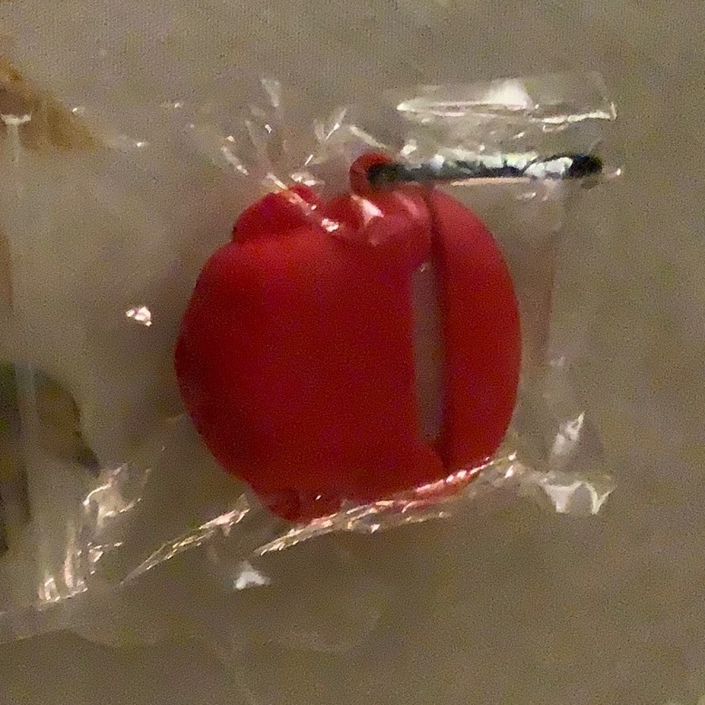 Mario AirPod Case - Picture 7 of 7